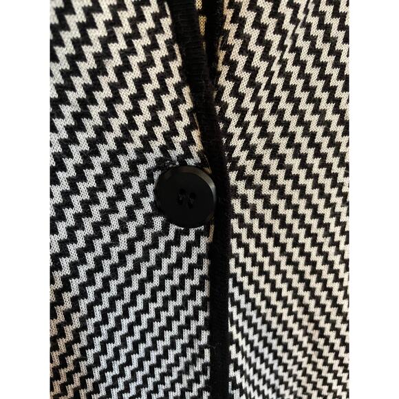 Charter Club Size M Long Cardigan Black White Herringbone Zig Zag Single Button - Picture 6 of 9